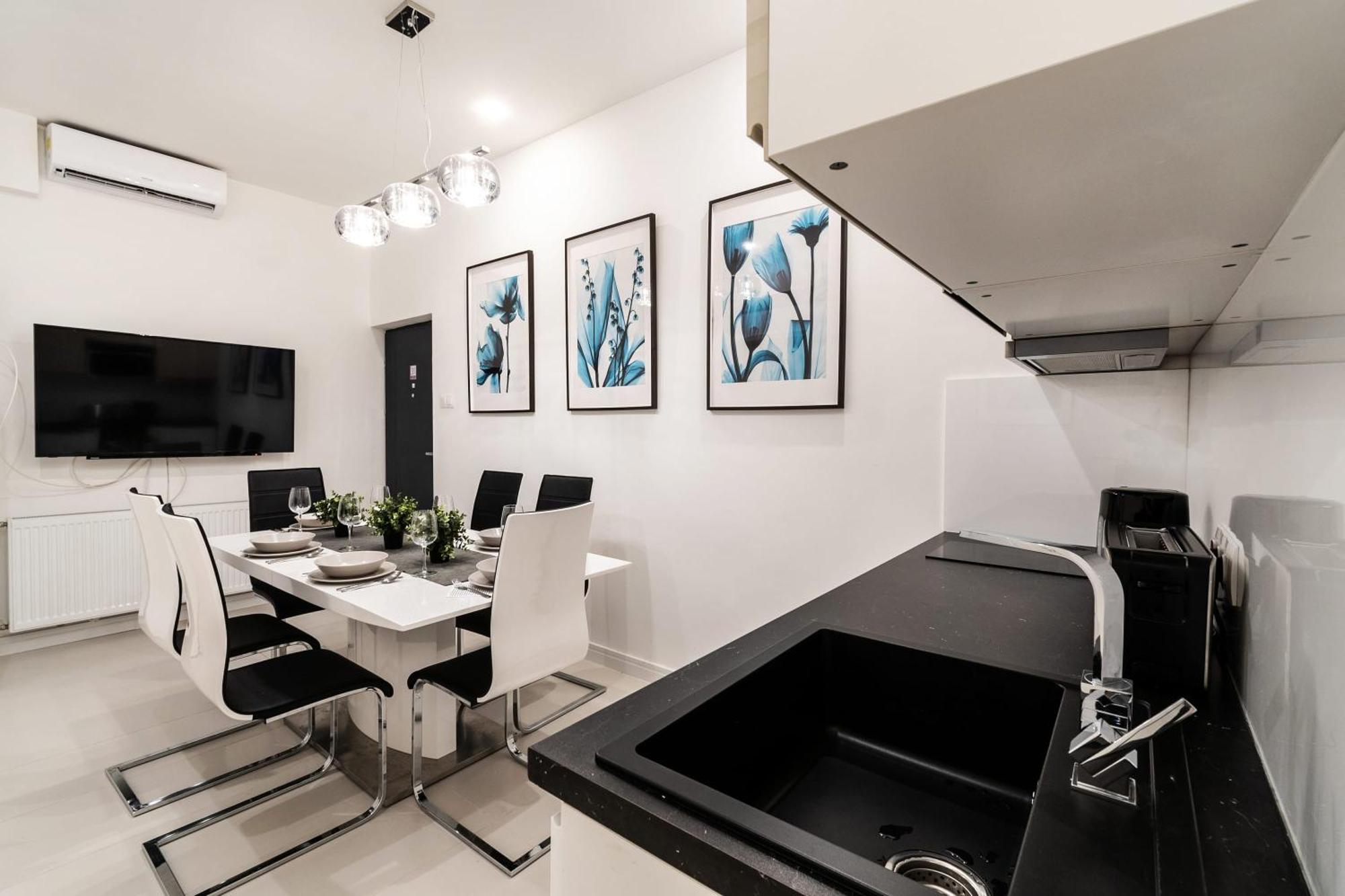 Quiet Very Central & Stylish Apt Budapest Exterior photo